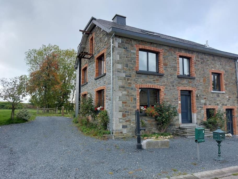 Le Reposoir Maison Spacieuse Avec Feu Au Bois Bertogne ภายนอก รูปภาพ