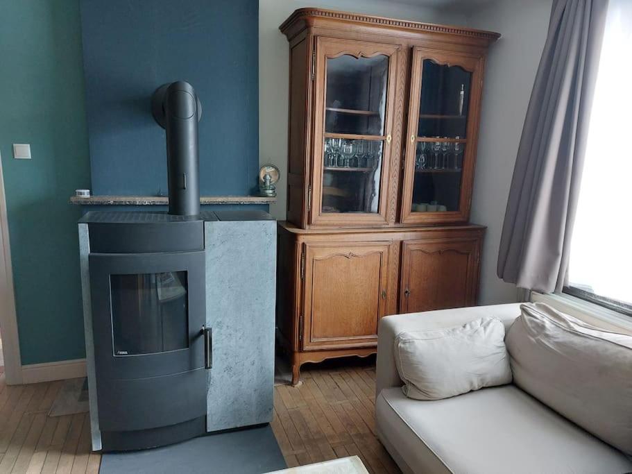 Le Reposoir Maison Spacieuse Avec Feu Au Bois Bertogne ภายนอก รูปภาพ
