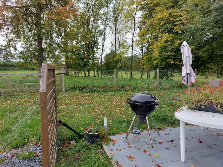 Le Reposoir Maison Spacieuse Avec Feu Au Bois Bertogne ภายนอก รูปภาพ